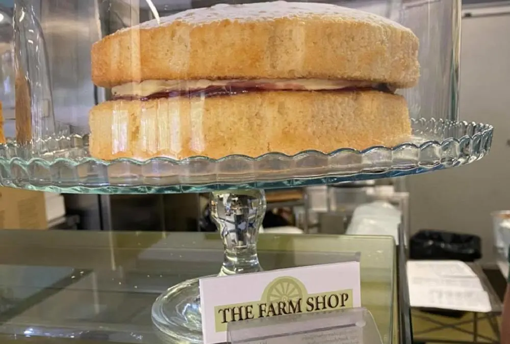 The-Farm-Shop-Lyne-Cafe